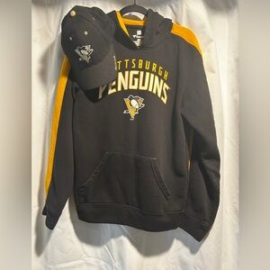 FANATICS NHL PITTSBURGH PENGUINS BLACK HOODED SWEATSHIRT AND HAT COMBO